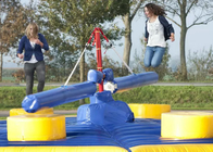 O jogo inflável comercial do Wipeout para o CE de salto EN14960 aprovou