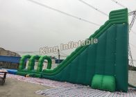 Deslizamento inflável verde longo da corrediça de água do gigante exterior comercial atrativo e corrediça para o adulto