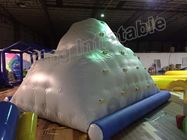 Brinquedo inflável branco gigante da água de encerado do PVC/iceberg inflável para o parque da água