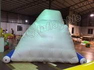 Brinquedo inflável branco gigante da água de encerado do PVC/iceberg inflável para o parque da água