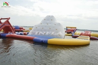 Parque aquático flutuante inflável de grande porte equipamento de ilha flutuante
