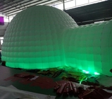 Novo design de tenda de cúpula inflável de iglu gigante LED ao ar livre com 2 túneis
