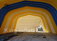 Barraca 32.81ft inflável exterior personalizada do evento com arqueado amarelo