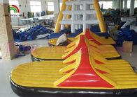 Brinquedo inflável da água encerado amarelo/vermelho do PVC/sapatas gigantes para esportes de água