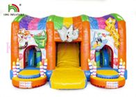 Castelo de salto inflável colorido do PVC do animal selvagem da selva com corrediça para crianças