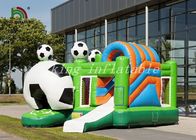 Corrediça seca e obstáculos do futebol combinado inflável colorido do leão-de-chácara do futebol de encerado