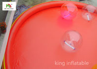 Grandes piscinas infláveis vermelhas para adultos fora da atividade comercial