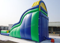Corrediça de salto gigante inflável comercial da onda da torção da corrediça de água com associação 18 * 8m