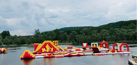 Castelo Bouncy do obstáculo inflável colorido do equipamento da água para a pessoa 110