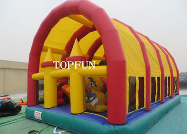 Castelos de salto vermelhos/do amarelo PVC de encerado da água inflável com telhado