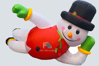 O boneco de neve inflável do Natal decorações exteriores de 3.6m x de 2.0m areja Santa Claus Reclining On The Ground fundida