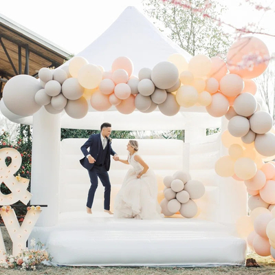 Commercial Adultos Crianças Bouncer inflável White Bouncy House Jump Castle inflável Bouncer para casamento
