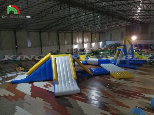 Parque aquático inflável Jogo flutuante Equipamento de ilha flutuante