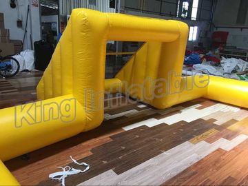 Campo de futebol inflável exterior da única camada para o entretenimento