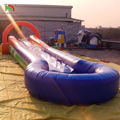 Jogos aquáticos infláveis Slide de uma pista N Slide City Slide com estofado macio Slide de água com piscina para evento
