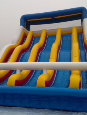 Slide de água inflável húmido de alta qualidade Slide de piscina de água com a melhor qualidade de lonas Plato