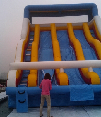 Slide de água inflável húmido de alta qualidade Slide de piscina de água com a melhor qualidade de lonas Plato