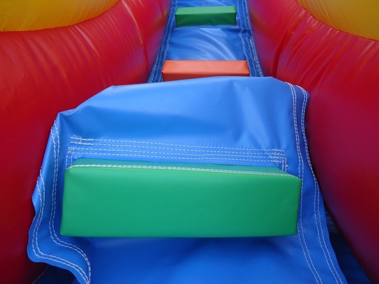 Piscina de água inflável vermelha com escorregas duplas fechadas Crianças casa de salto comercial piscina de água fechada