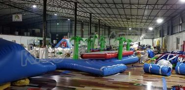 Selo louco do divertimento que solda parques infláveis comerciais da água com bomba e jogo de reparação de ar