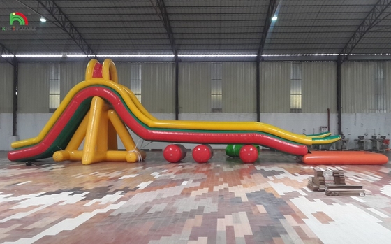 Campo inflável de obstáculos Campo desportivo de água inflável com piscina