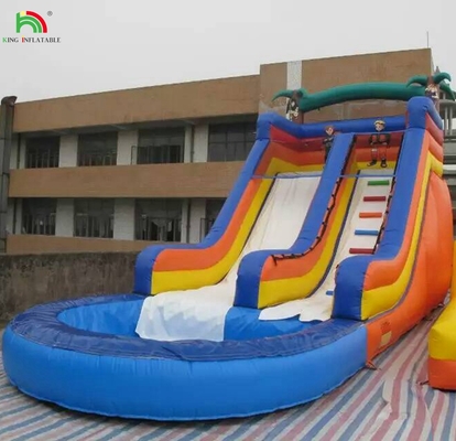 Slides de água infláveis comerciais populares com piscina para venda