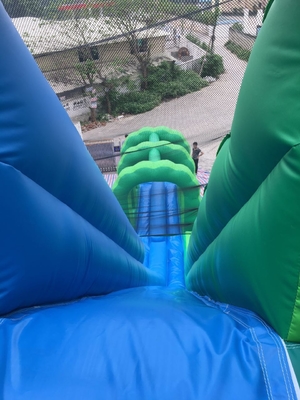 Deslizamento de água gigante inflável Deslizamento de água comercial inflável com piscina