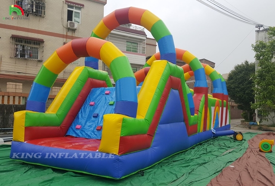 Campo de obstáculos comercial de terra Esporte Jogo de obstáculos inflável para crianças