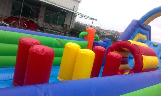 Campo de Jogos Inflável Gigante de PVC Crianças Cursos de Obstáculos Infláveis ao Ar Livre