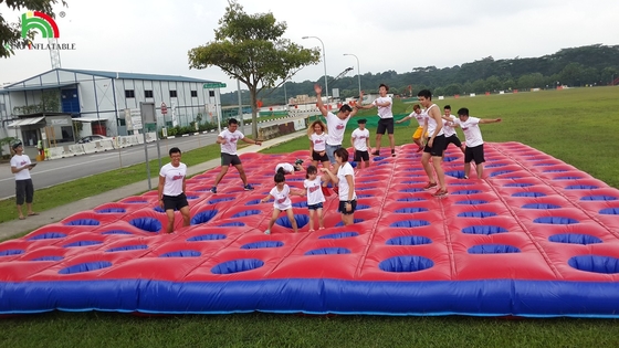Desafio competitivo Curso de obstáculos de salto inflável Colchão de PVC Correndo Equipamento de curso inflável para evento