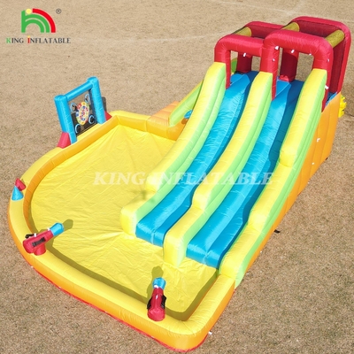 Casa de salto dupla pista deslizamento de água inflável com piscina de água trampolim de tiro rede de cesta de escalada