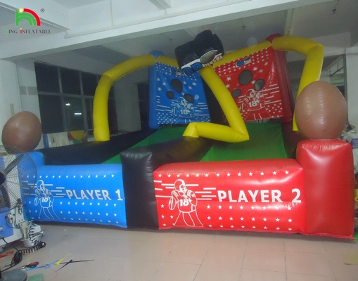 Jogos de diversão infláveis ao ar livre Esportes Quarterback Blitz Futebol inflável Jogo de lançamento