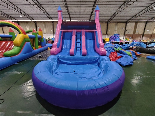 Slides de água infláveis de rua dupla com piscina Slides de água infláveis para crianças e adultos