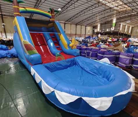 Slide de água inflável de PVC de qualidade comercial com piscina