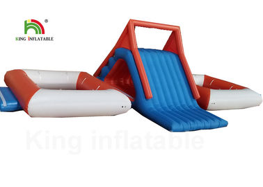 Waterproof o parque inflável da água/campo de jogos aquático do parque com o trampolim para o aluguel