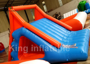 Waterproof o parque inflável da água/campo de jogos aquático do parque com o trampolim para o aluguel