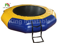Brinquedo inflável personalizado da água do amarelo 5m D/trampolim de flutuação do PVC para o parque da água
