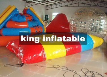 Gota inflável da catapulta da tira colorida, brinquedo inflável da água de encerado feito sob encomenda do PVC