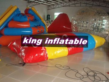 Brinquedos vermelhos/do amarelo/azul 0.9mm PVC da água/corrediça infláveis de Saturn com bola da gota