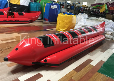 Barcos de pesca com mosca infláveis do barco de banana do jogo da água vermelha para o esporte de competência da água