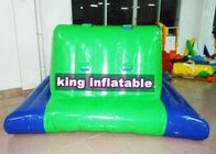 A água inflável verde e azul brinca o cavalo lateral inflável do PVC para parques da água