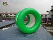 Brinquedo inflável do rolamento da bola da água encerado verde/branco do PVC para o parque da água