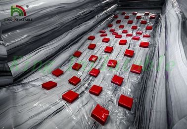 Escalada seca inflável da rocha da corrediça das pistas dobro cinzentas até o penhasco para o divertimento