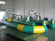 Auto-suporte inflável personalizado do campo de jogos da pista dos jogos dos esportes de 0.65m