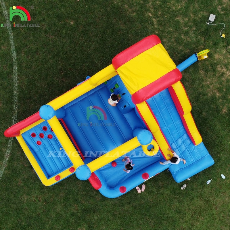 Curso de obstáculos inflável Casa de salto Castelo com escorregas Área de salto e obstáculos Escalada com sopro